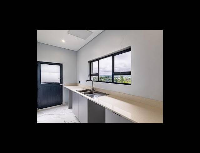 3 BEDROOM HOUSE TO LET IN PALM LAKES ESTATE